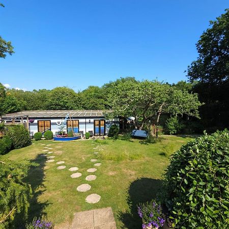 'Monktonmead Lodge' In Secluded Setting, With Private Indoor Pool. Ryde  Extérieur photo