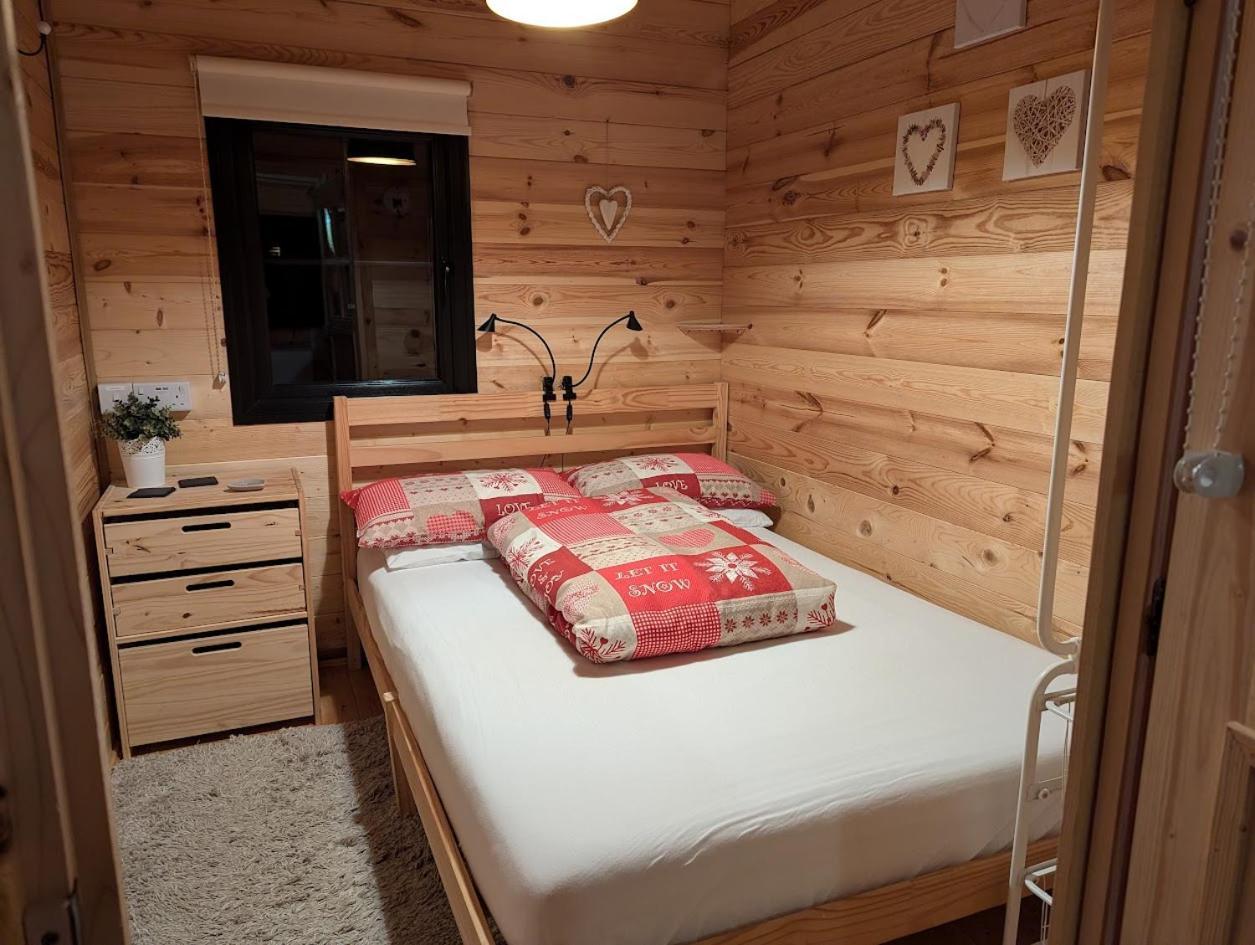 'Monktonmead Lodge' In Secluded Setting, With Private Indoor Pool. Ryde  Extérieur photo